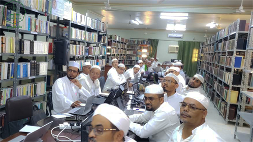 كلية الشريعة والقانون تقيم دورة في استخدام المنصة الإلكترونية في التعليم عن بعد للهيئة التدريسية جامعة الاحقاف