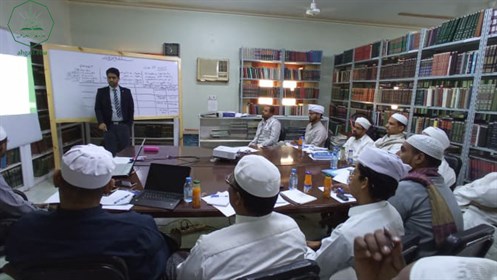 كلية الشريعة والقانون بجامعة الاحقاف تقيم ورشة عمل بعنوان "إعداد الخطة الاستراتيجية للجامعة - المرحلة التمهيدية"