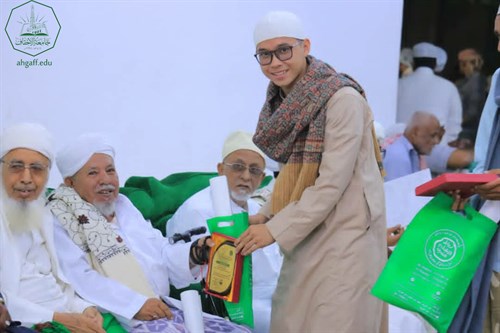 طلاب كلية الشريعة والقانون بجامعة الأحقاف يفوزون بمراكز متقدمة في المسابقات القرآنية التي نظمها رباط العلم الشريف بسيؤون