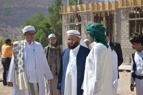 وزير الأوقاف والإرشاد يزور كلية الشريعة والقانون بجامعة الأحقاف