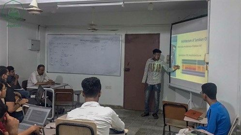 كلية هندسة وعلوم الحاسوب بجامعة الاحقاف تدشن برنامج العروض التقديمية تحت اشراف وحدة اللغة الانجليزية