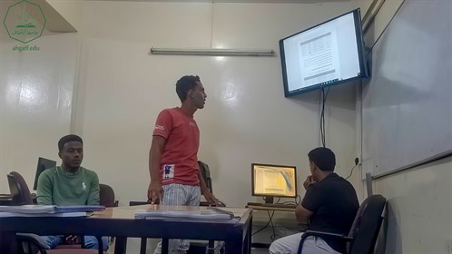 كلية الإدارة والاقتصاد تُقيم مناقشات لمشاريع التخرج لطلاب المستوى الرابع للعام الدراسي 2022م-2023م