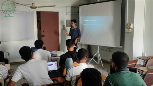 كلية هندسة وعلوم الحاسوب بجامعة الاحقاف تقيم الأسبوع الثاني من برنامج العروض التقديمية تحت اشراف