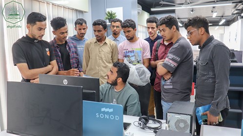 كلية هندسة وعلوم الحاسوب تنظم زيارة ميدانية لشركة سنود لحلول الأعمال وتقنية المعلومات