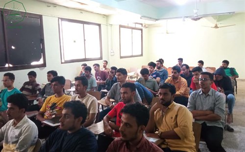 كلية هندسة وعلوم الحاسوب تقيم ندوة علمية بعنوان Software Development Life Sycle