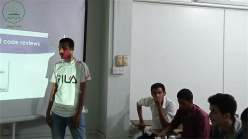 كلية هندسة وعلوم الحاسوب بجامعة الاحقاف تقيم الأسبوع الثاني من برنامج العروض التقديمية تحت اشراف