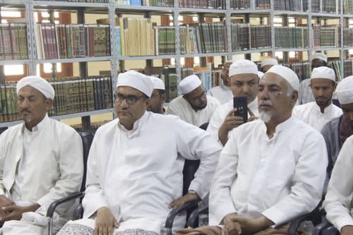 شهادة الماجستير للباحث محمد بن عمر بن علوي المشهور من كلية الدراسات العليا