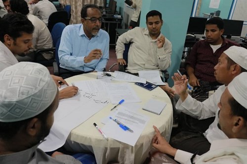 كلية الدراسات العليا تقيم ورشة العمل التقويمية لبرنامج الدراسات العليا