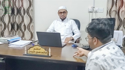 وحدة الخريجين بجامعة الأحقاف تلتقي شركة إنفو سوفت للمعلومات و البرمجيات المحدوده