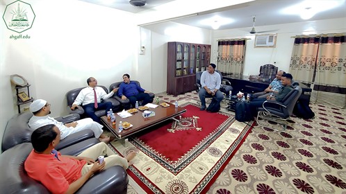 جامعة الأحقاف توقع اتفاقية تعاون مع مؤسسة حضرموت - تنمية بشرية