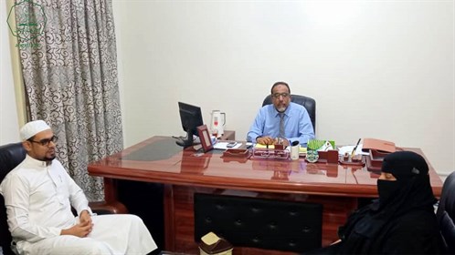 وحدة شؤون الخريجين بجامعة الاحقاف توقع مذكرة تفاهم مع مؤسسة الخريجين