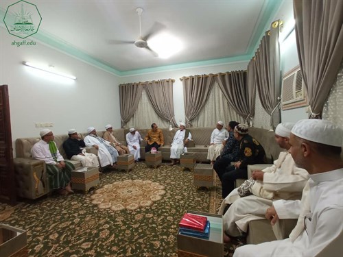 رئيس جامعة الأحقاف يلتقي بالسفير الاندونيسي لعمان واليمن محمد إرزان جوحان