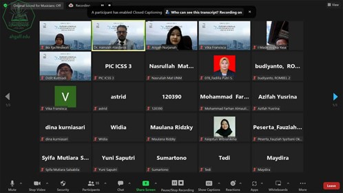 الدكتور حمزة العيدروس من جامعة الأحقاف متحدثا رسميا في المؤتمر الدولي الثالث للعلوم الإجتماعية بإندونيسيا