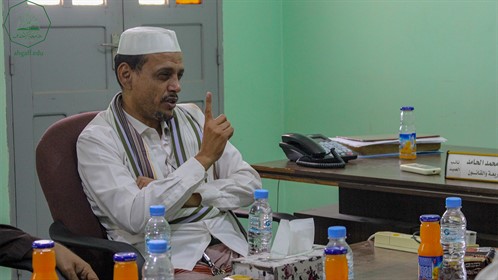 جامعة الأحقاف تستقبل البروفيسور يحيى الحمزوري زين المعارف مدير معهد البهجة بإندونيسيا