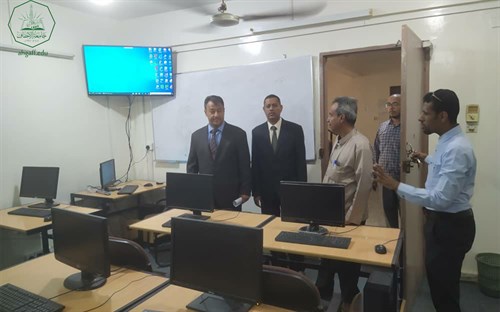 وفد ورزارة التعليم العالي في زيارة تفقدية