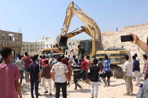 الوقفة الاحتجاجية (الأولى ضد الاعتداءات الواقعة)على أرض الجامعة