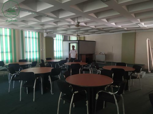 وحدة شؤون الخريجين بجامعة الاحقاف في زيارة لمقر إداة البحوث والتنمية بديوان محافظة حضرموت