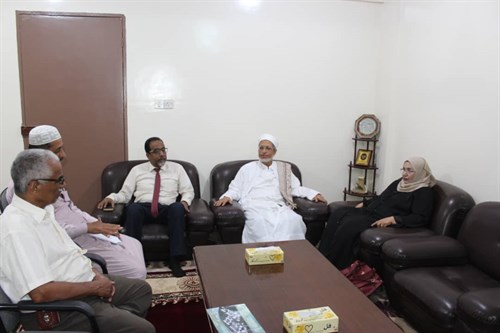 رئيسة هيئة مكافحة الفساد بالجمهورية تطلع على أنشطة وبرامج جامعة الأحقاف