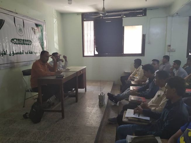 كلية هندسة وعلوم الحاسوب ترحب بطلاب المستوى الأول