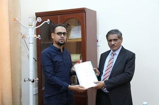 محافظ محافظة حضرموت يلتقي الباحث بكلية الشريعة والقانون بجامعة الاحقاف الدكتور هاشم بن علوي مقيبل