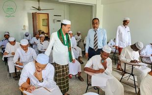 جامعة الأحقاف تدشن امتحانات الفصل الدراسي الأول بكليتي الشريعة والقانون والعلوم الاسلامية للعام الجامعي 2021-2022م