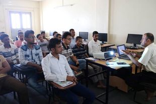 بدء الفصل الدراسي الثاني بجامعة الأحقاف للعام الدراسي 2018-2019