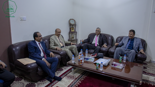 وفد ورزارة التعليم العالي في زيارة تفقدية لجامعة الأحقاف