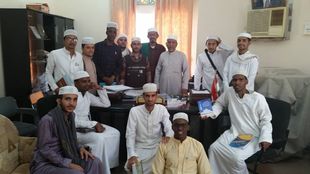 نزول ميداني لطلاب المستوى الخامس قسم الشريعة والقانون إلى بعض المؤسسات الإدارية بالوادي والصحراء