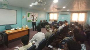 كلية الادارة والاقتصاد تقيم محاضرة علمية بعنوان أسس وتطبيقات الدورة المحاسبية في البيئة العملية