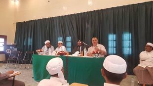 محاضرة بعنوان ( الكون طريقي الى الله ) بكلية الشريعة والقانون للوفد الاردني الخاص بلجنة المواقيت