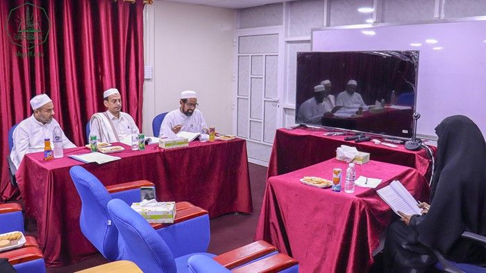 كلية الدراسات العليا تمنح درجة الماجستير للطالبة صوفيا فرج محمد باموسى